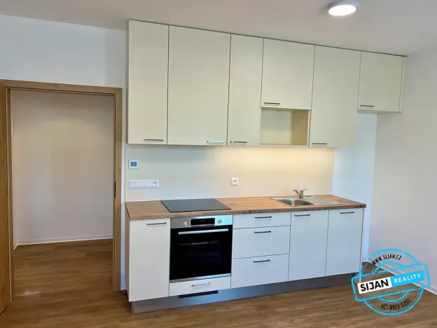 Pronájem bytu 2+kk, Opava, Přemyslovců, 34 m2