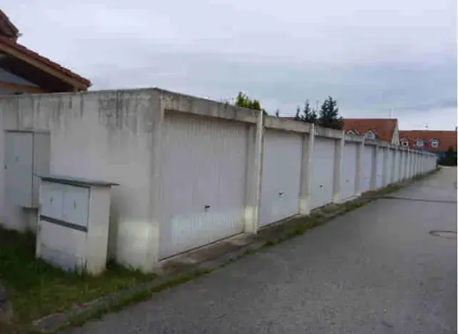 Dražba garáže, České Budějovice, Kopretinová, 18 m2