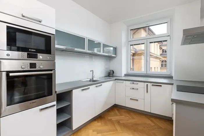 Prodej bytu 2+1, Praha - Nové Město, Ve Smečkách, 68 m2