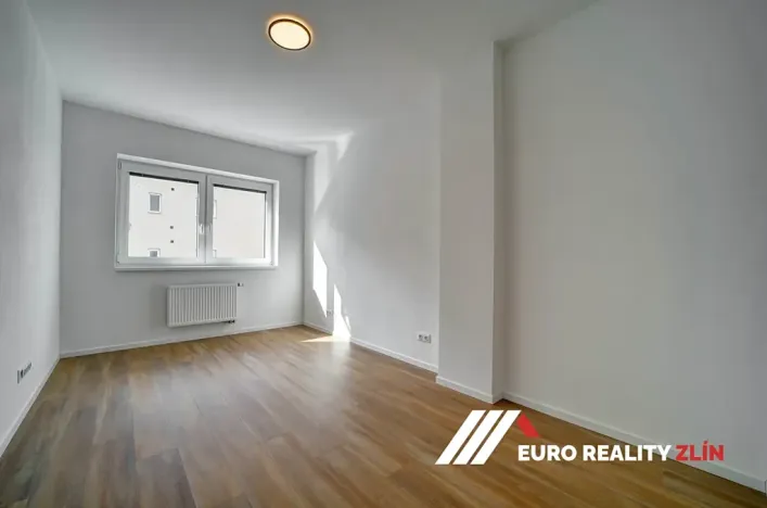 Pronájem bytu 2+kk, Zlín, Ševcovská, 61 m2