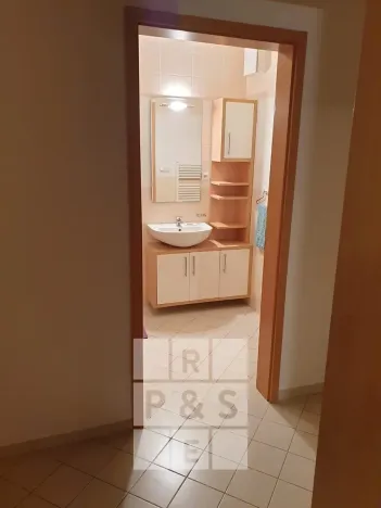 Pronájem bytu 3+kk, Praha - Liboc, Naardenská, 97 m2