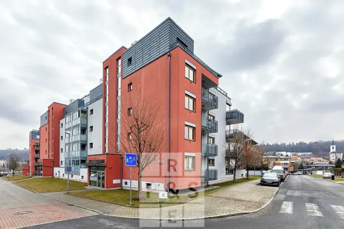 Pronájem bytu 3+kk, Praha - Liboc, Naardenská, 97 m2