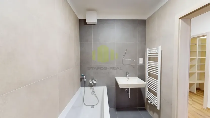 Pronájem bytu 2+kk, Olomouc, Topolová, 55 m2