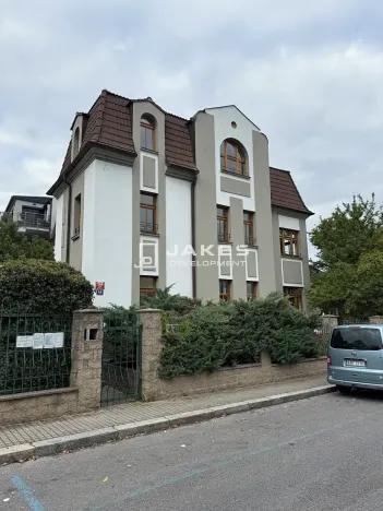 Pronájem bytu 2+kk, Praha - Liboc, Jenečská, 34 m2