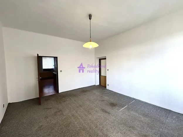 Pronájem bytu 3+1, Olomouc - Chválkovice, Chválkovická, 103 m2