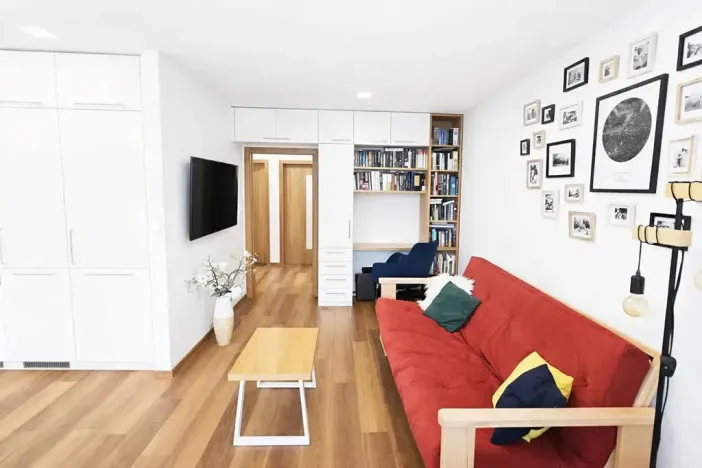 Pronájem bytu 3+kk, Praha - Karlín, Molákova, 72 m2