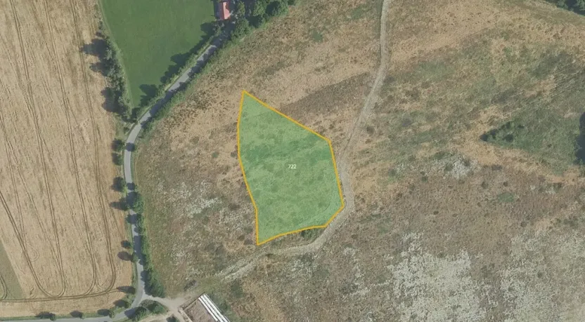 Prodej pole, Drahlín, 32127 m2