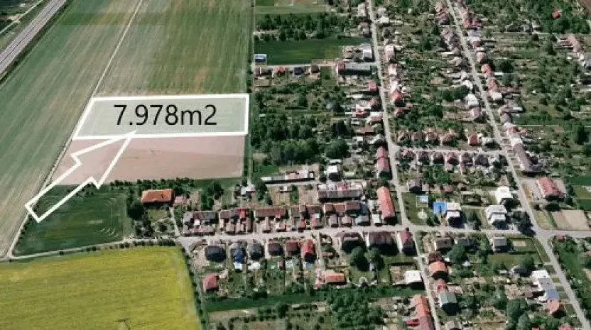 Prodej podílu pole, Tlumačov, 3989 m2