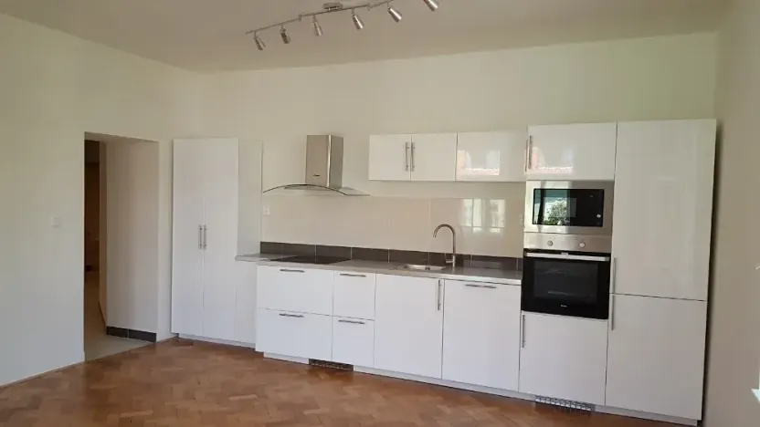 Pronájem bytu 3+kk, Praha - Žižkov, Hájkova, 80 m2