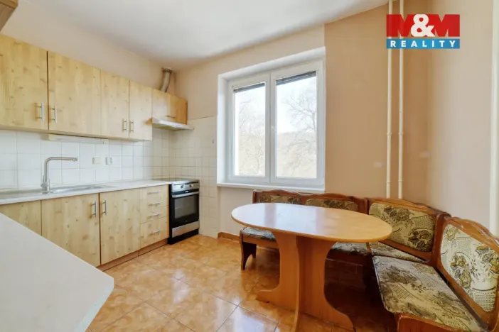 Prodej bytu 2+1, Mariánské Lázně, V Sadech, 48 m2