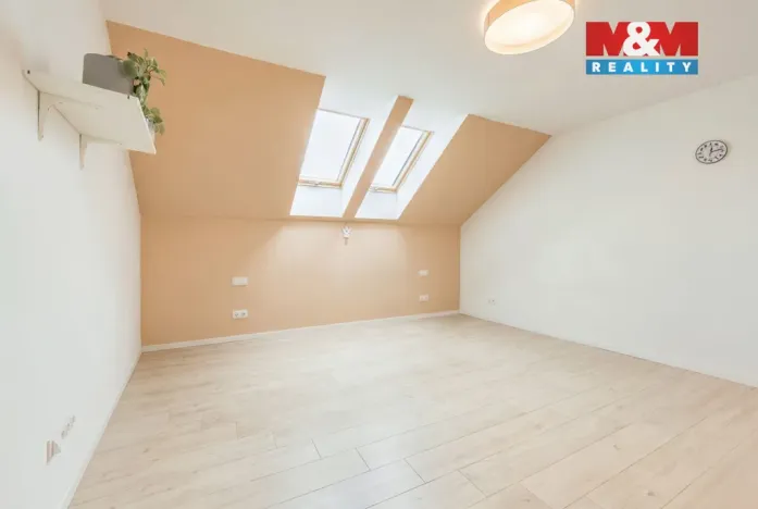 Prodej bytu 3+kk, Libušín, Smečenská, 90 m2