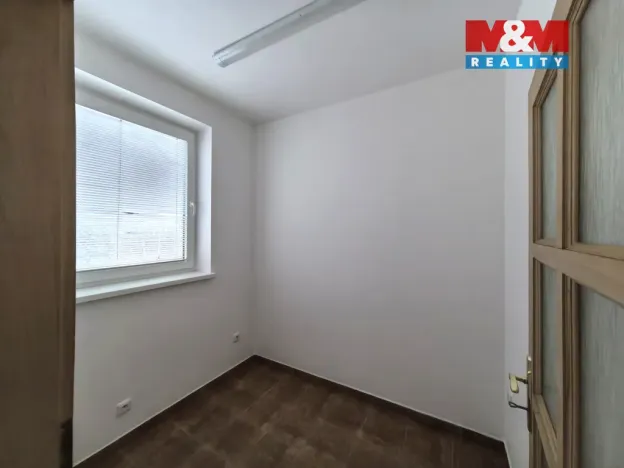 Pronájem obchodního prostoru, Žamberk, Náměstí Gen. Knopa, 96 m2