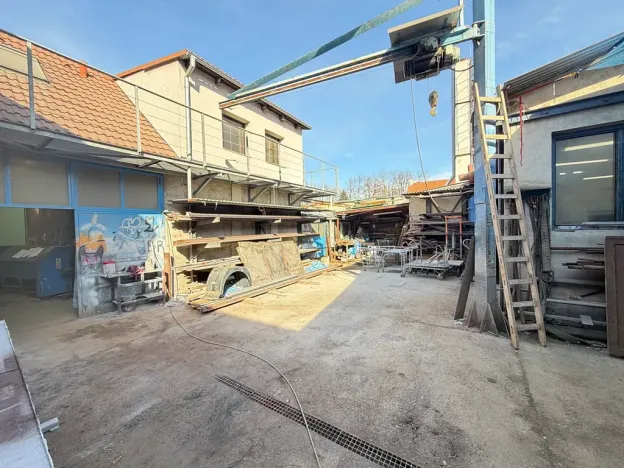 Prodej obchodního prostoru, Praha - Vinoř, Mladoboleslavská, 360 m2