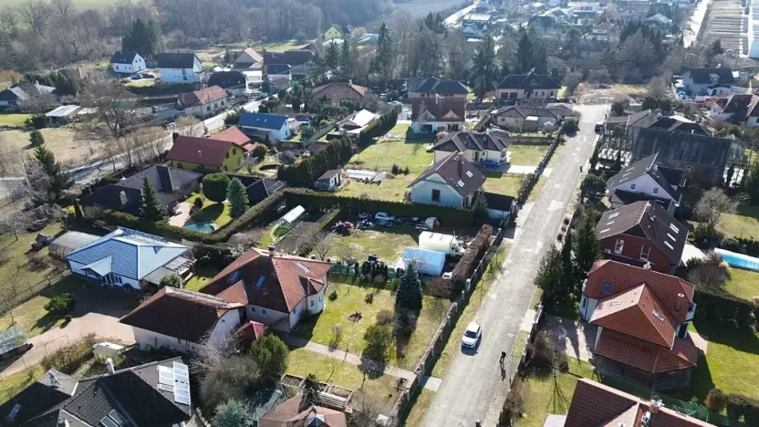 Prodej pozemku pro bydlení, Květnice, Mařinková, 703 m2