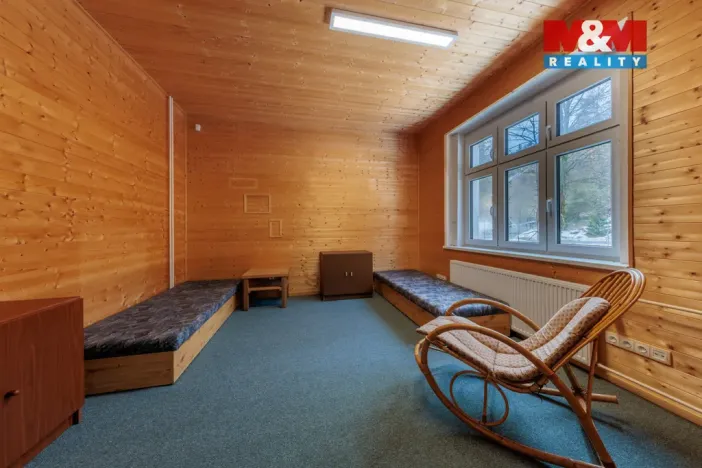 Prodej výrobních prostor, Nejdek, Závodu míru, 2388 m2