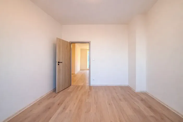 Pronájem bytu 2+kk, Milovice, Slepá, 57 m2