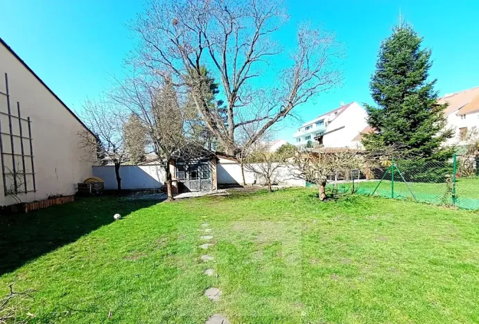 Pronájem bytu 1+kk, České Budějovice, Lipenská, 33 m2