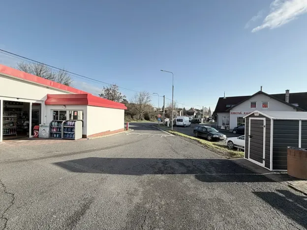 Prodej komerční nemovitosti, Kly, 781 m2