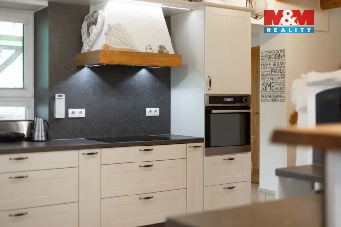 Prodej rodinného domu, Bělá, 162 m2