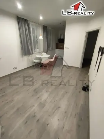 Pronájem bytu 2+kk, Kolín, Politických vězňů, 55 m2