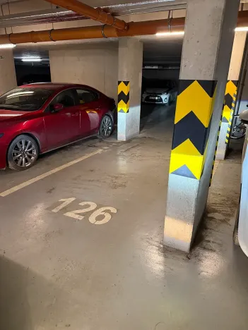 Pronájem garážového stání, Praha - Modřany, Soukalova, 15 m2