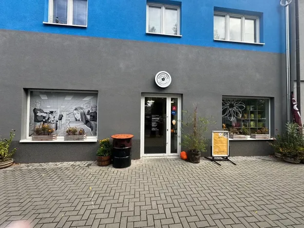 Pronájem obchodního prostoru, Hulín, nám. Míru, 141 m2