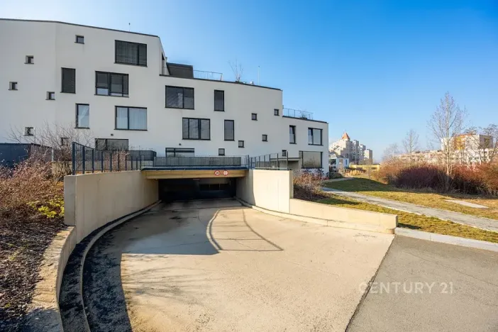 Prodej bytu 3+kk, Praha - Hlubočepy, Dostalové, 66 m2