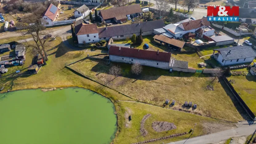 Prodej pozemku pro bydlení, Býkev, 889 m2