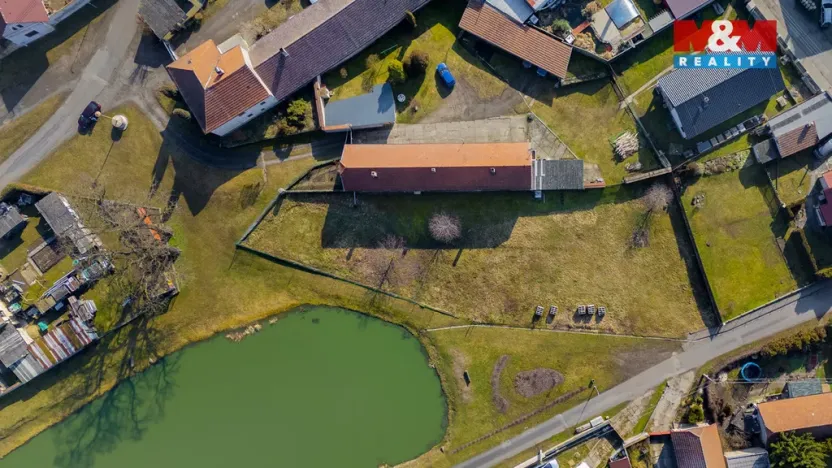 Prodej pozemku pro bydlení, Býkev, 889 m2