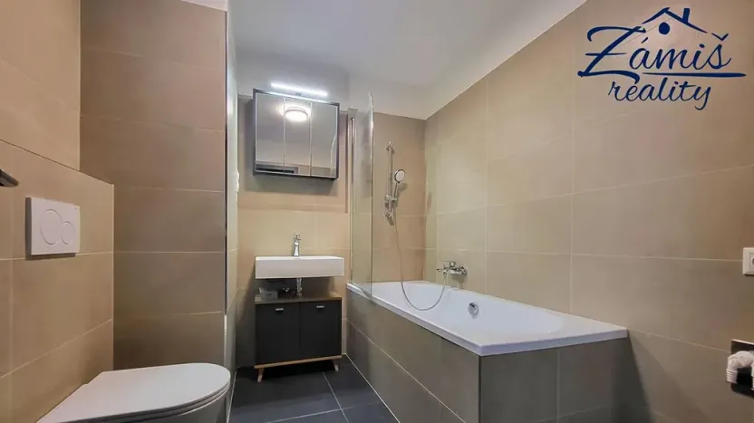 Pronájem bytu 1+kk, Kladno, Štěpána Rautenstraucha, 32 m2