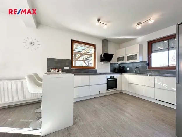 Prodej rodinného domu, Dolní Rychnov, U Hřiště, 200 m2