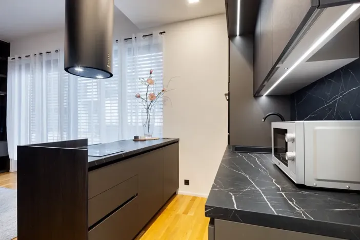 Pronájem bytu 1+kk, Praha - Smíchov, Grafická, 35 m2