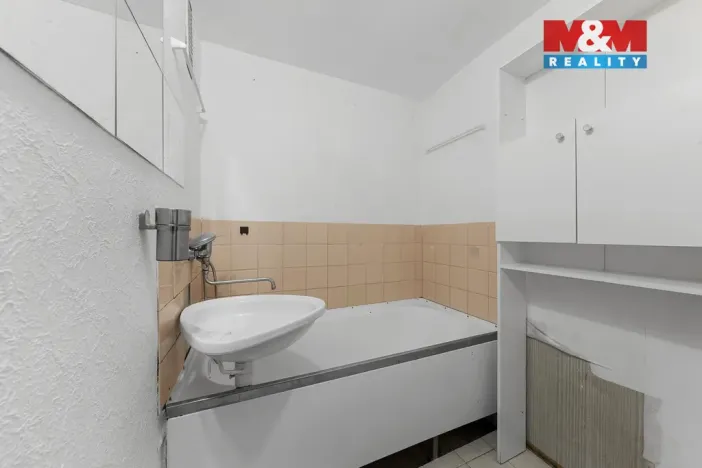 Pronájem bytu 2+1, Ústí nad Labem - Severní Terasa, Stavbařů, 62 m2