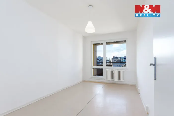 Prodej bytu 3+1, Opava - Předměstí, Skřivánčí, 67 m2