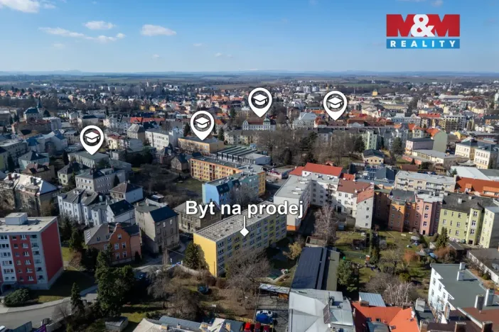 Prodej bytu 3+1, Opava - Předměstí, Skřivánčí, 67 m2