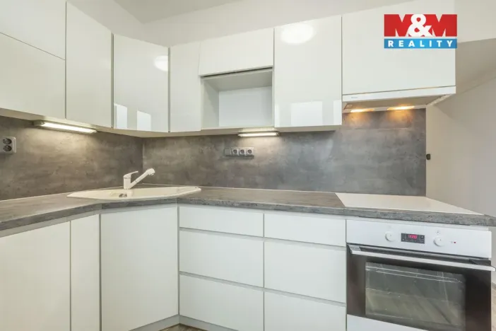 Pronájem bytu 2+1, Kralupy nad Vltavou - Lobeček, Předmostí, 54 m2