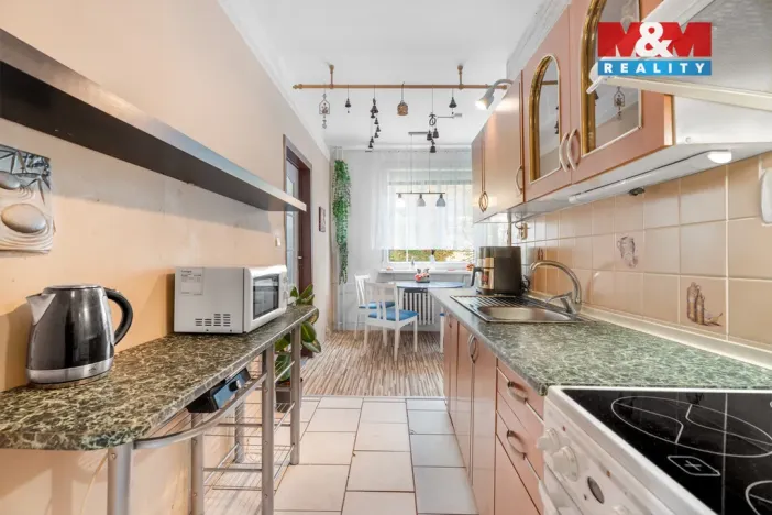 Prodej bytu 4+1, Děčín - Děčín IX-Bynov, Kyjevská, 78 m2