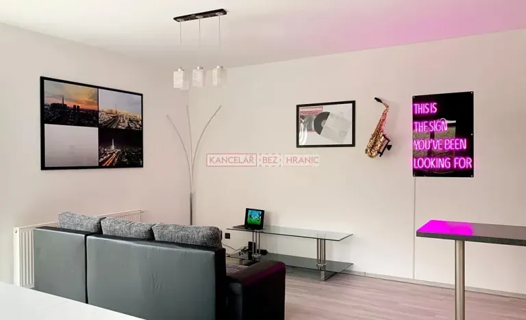 Pronájem bytu 2+kk, Tlučná, Pod Školkou, 69 m2