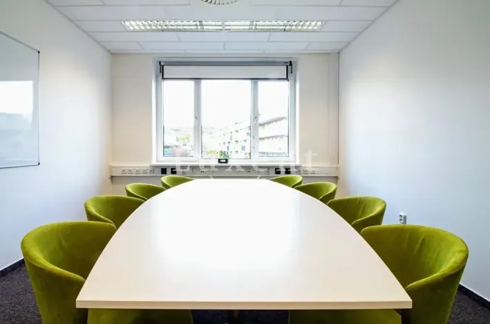 Pronájem kanceláře, Praha - Jinonice, Pekařská, 261 m2