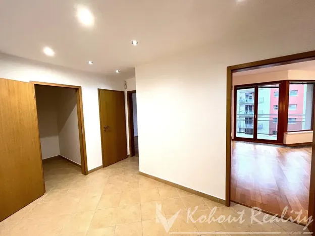 Pronájem bytu 2+kk, Praha - Záběhlice, Mattioliho, 61 m2