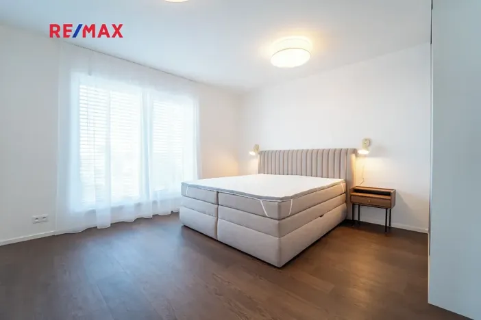 Pronájem bytu 2+kk, Praha - Stodůlky, Hábova, 68 m2