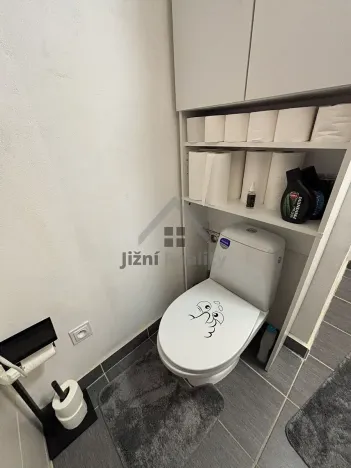 Prodej bytu 2+1, Trhové Sviny, Branka, 51 m2