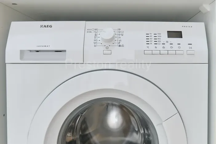 Pronájem bytu 1+kk, Praha - Troja, Písečná, 26 m2