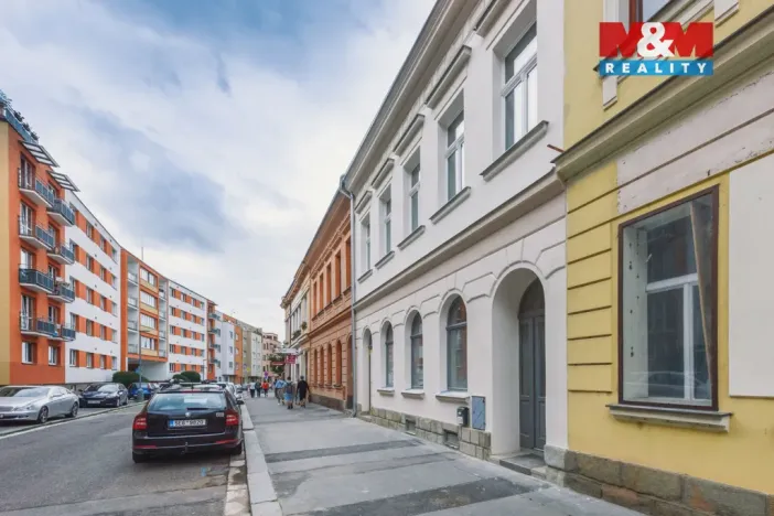 Pronájem bytu 2+kk, Pardubice - Zelené Předměstí, Na Hrádku, 68 m2