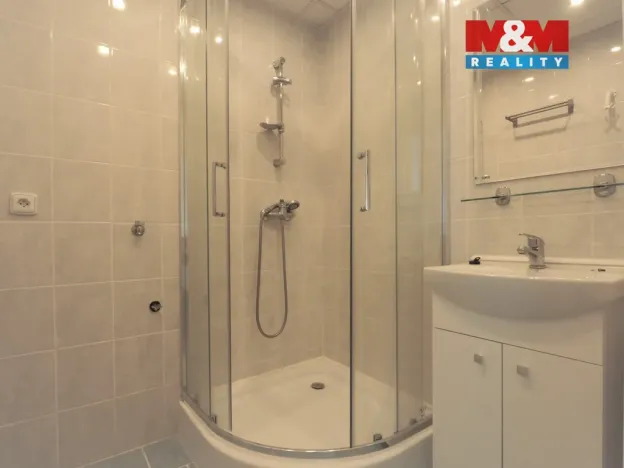 Pronájem bytu 1+1, Ostrava - Mariánské Hory, Vršovců, 27 m2