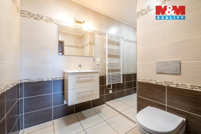 Prodej bytu 2+1, Děčín, Pohraniční, 62 m2