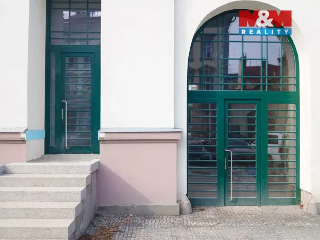 Pronájem obchodního prostoru, Opava, Masarykova třída, 25 m2