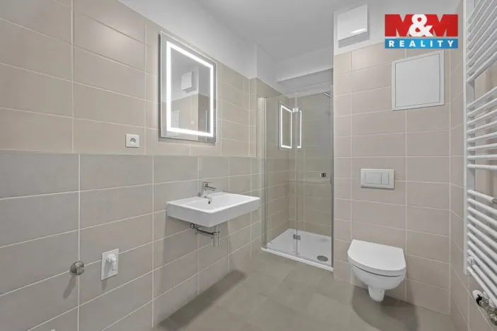 Pronájem bytu 1+kk, Hradec Králové - Nový Hradec Králové, Antonína Petrofa, 32 m2