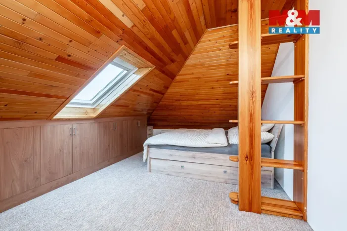 Prodej bytu 3+1, Radešínská Svratka, 65 m2