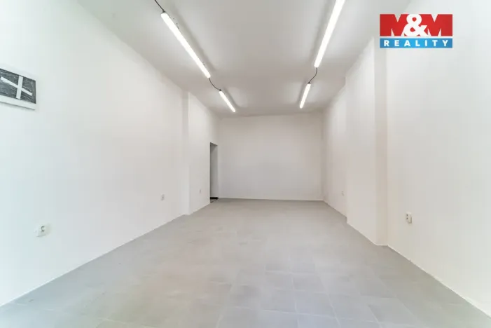 Pronájem obchodního prostoru, Mariánské Lázně, Hlavní třída, 76 m2